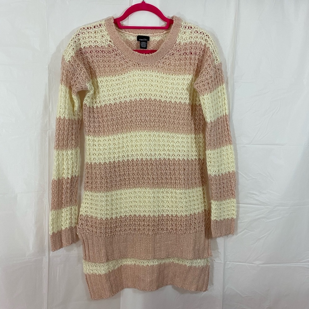RUE 21 Size Small sweater dress